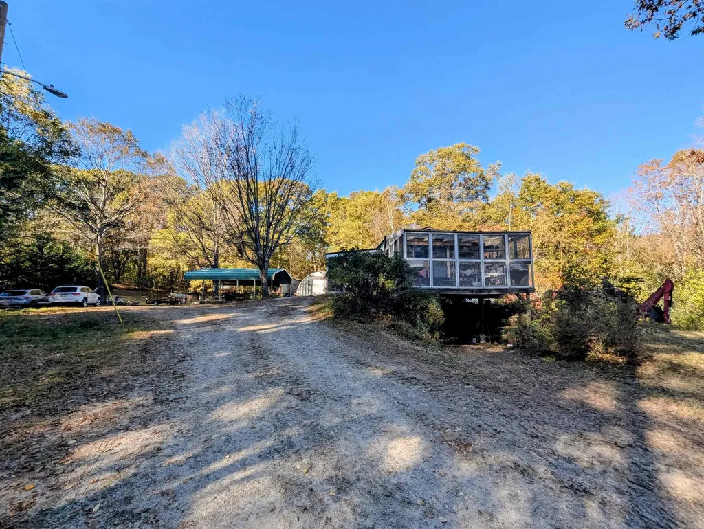 741 2nd Nh Turnpike Unity NH 03743