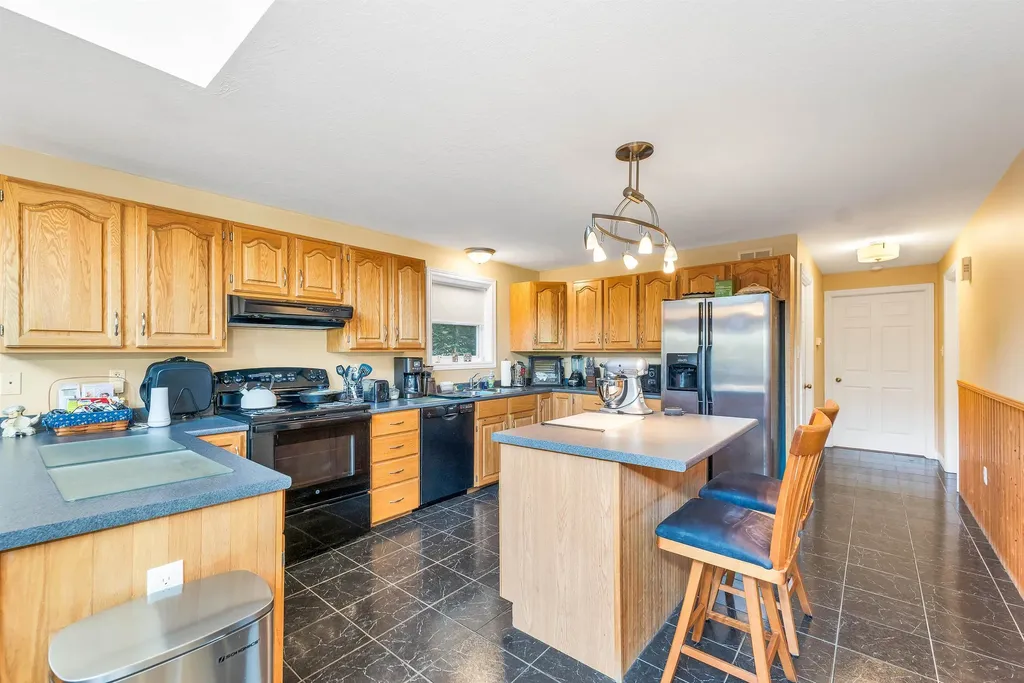 314 Stage Road Sanbornton NH 03269