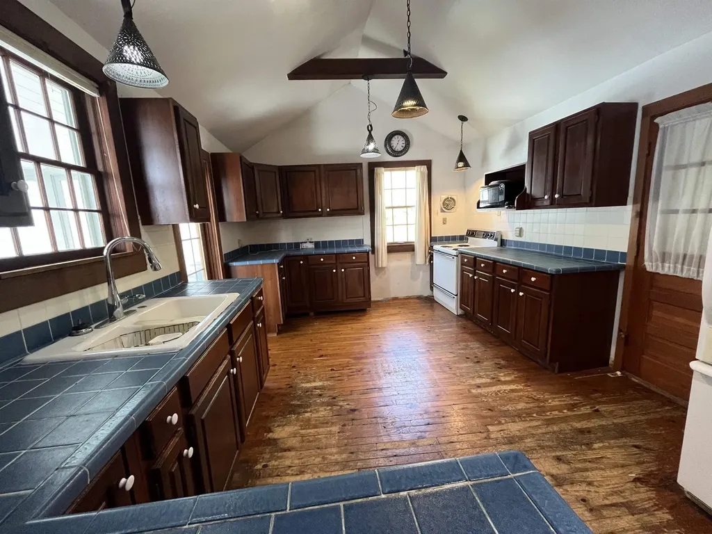 927 Carver Street Brandon VT 05733