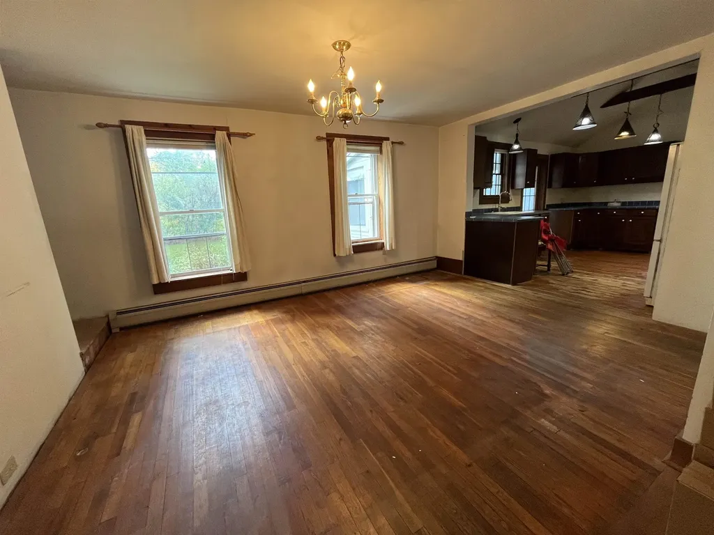 927 Carver Street Brandon VT 05733