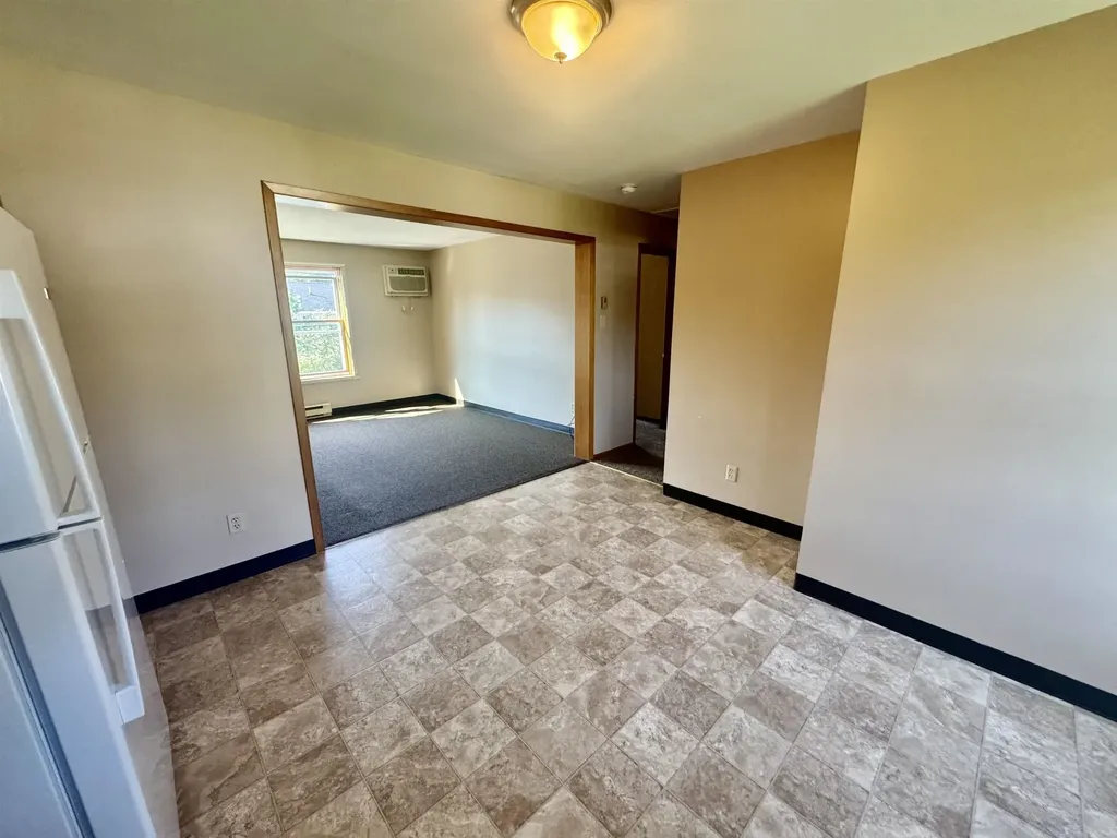 31 Central Street Hillsborough NH 03244