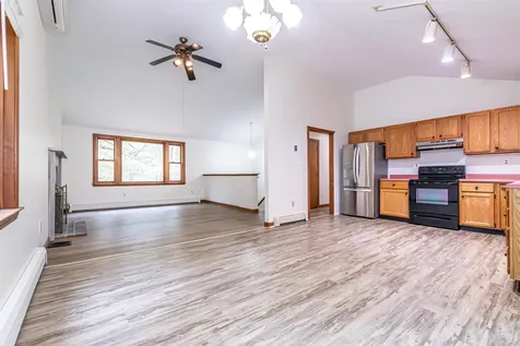 10 Merrill Lane Newmarket NH 03857