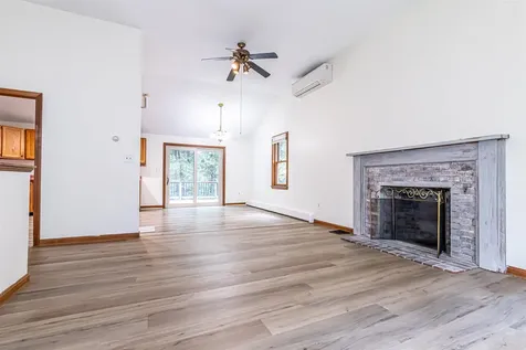 10 Merrill Lane Newmarket NH 03857