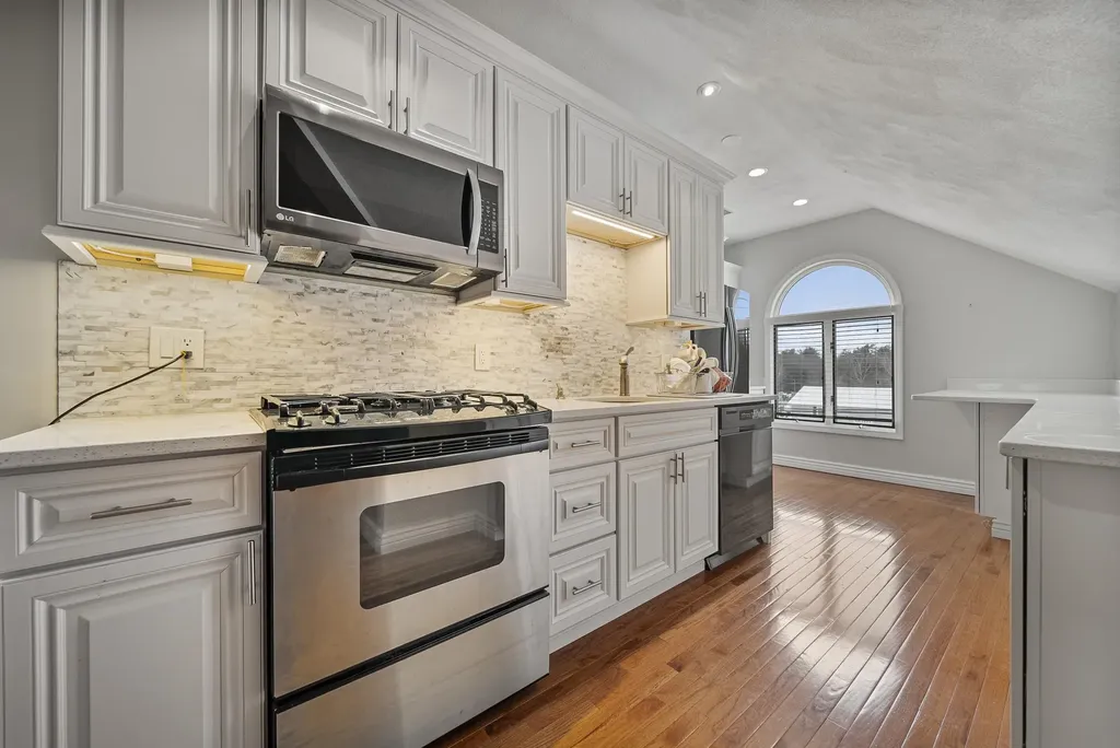 91 Plaistow Road Plaistow NH 03865