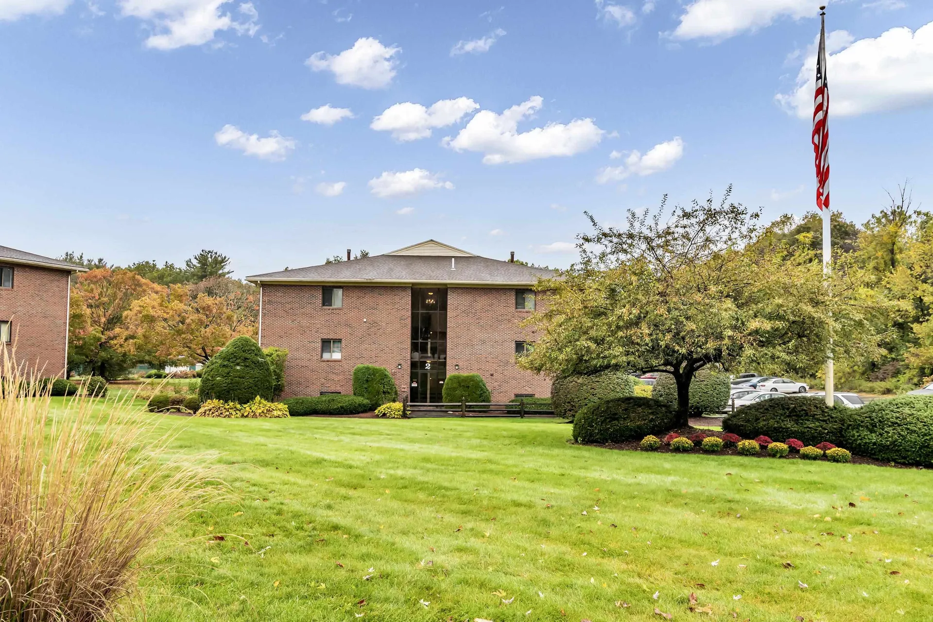 213 Abbott Farm Lane Hudson NH 03051