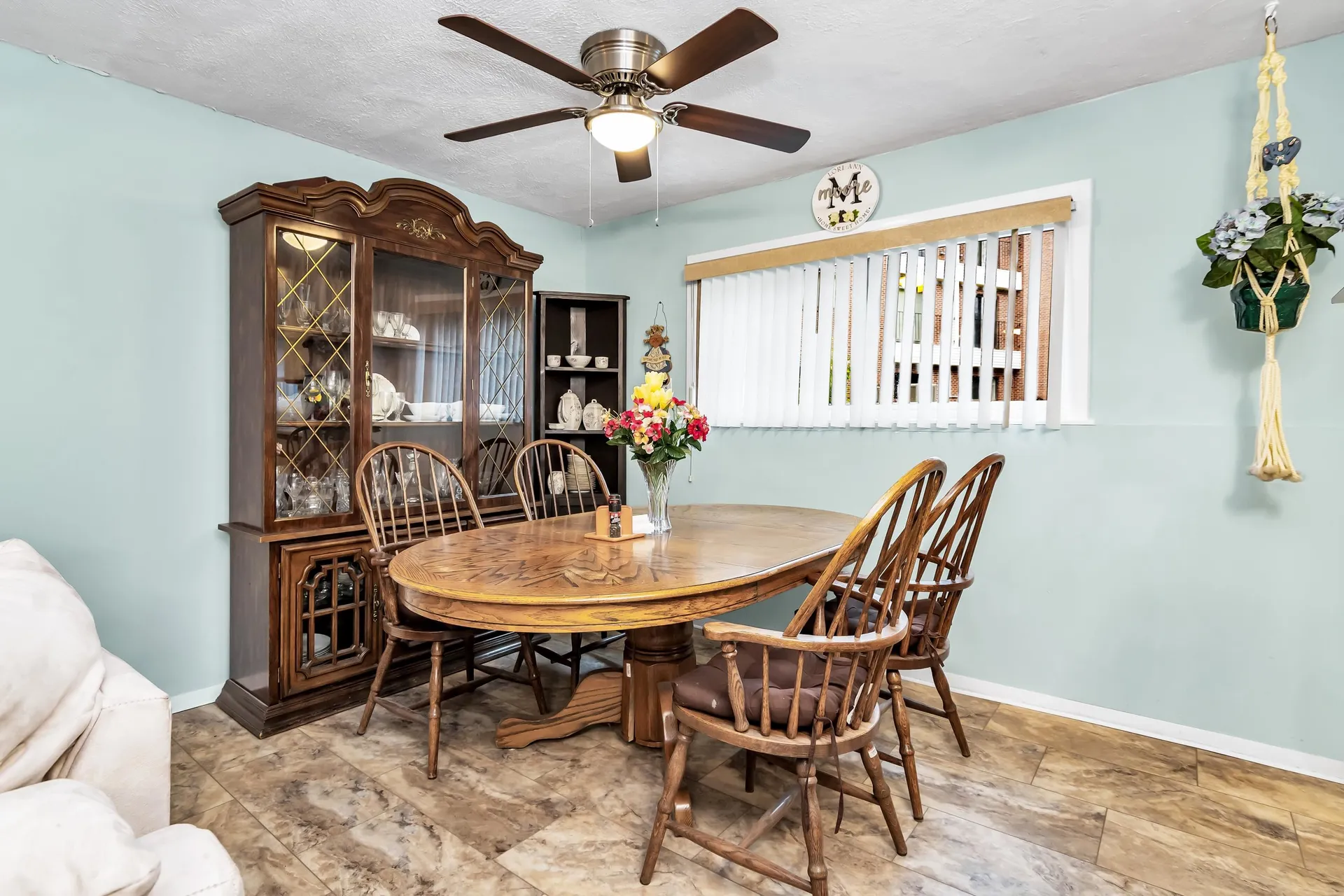 213 Abbott Farm Lane Hudson NH 03051