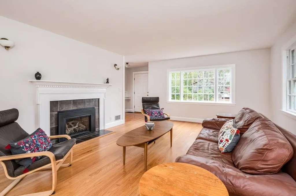 12 Thompson Lane Durham NH 03824