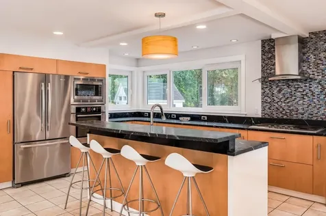 12 Thompson Lane Durham NH 03824