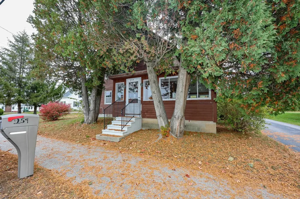 259 Pembroke Street Pembroke NH 03275