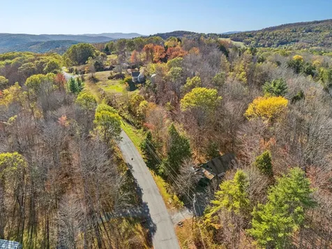 125 Redfield Proctor Road Hartford VT 05059