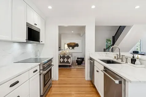 125 Redfield Proctor Road Hartford VT 05059