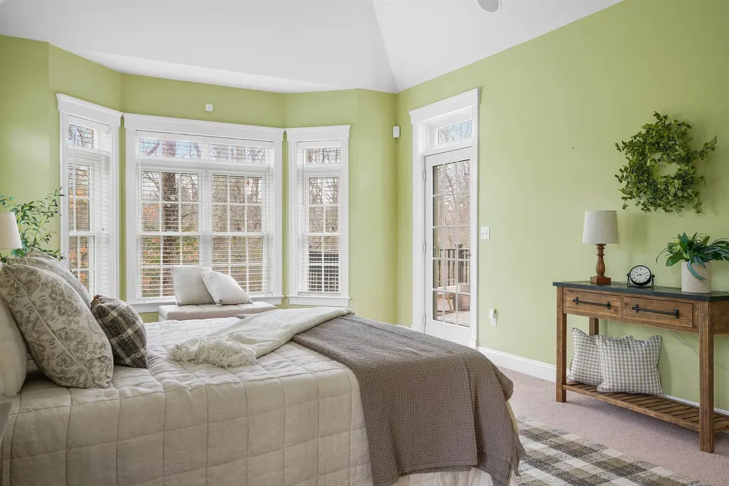 7 Buckhide Road Windham NH 03087