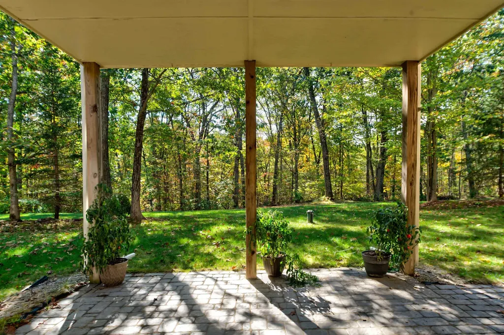 7 Buckhide Road Windham NH 03087