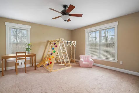 7 Buckhide Road Windham NH 03087