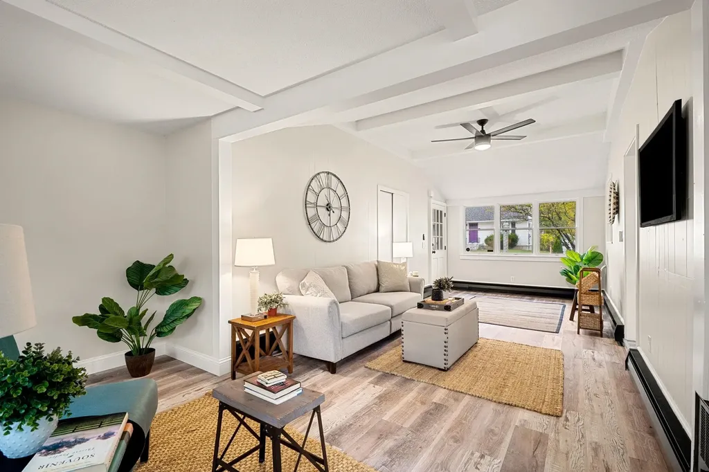 24 Fairbanks Street Manchester NH 03102