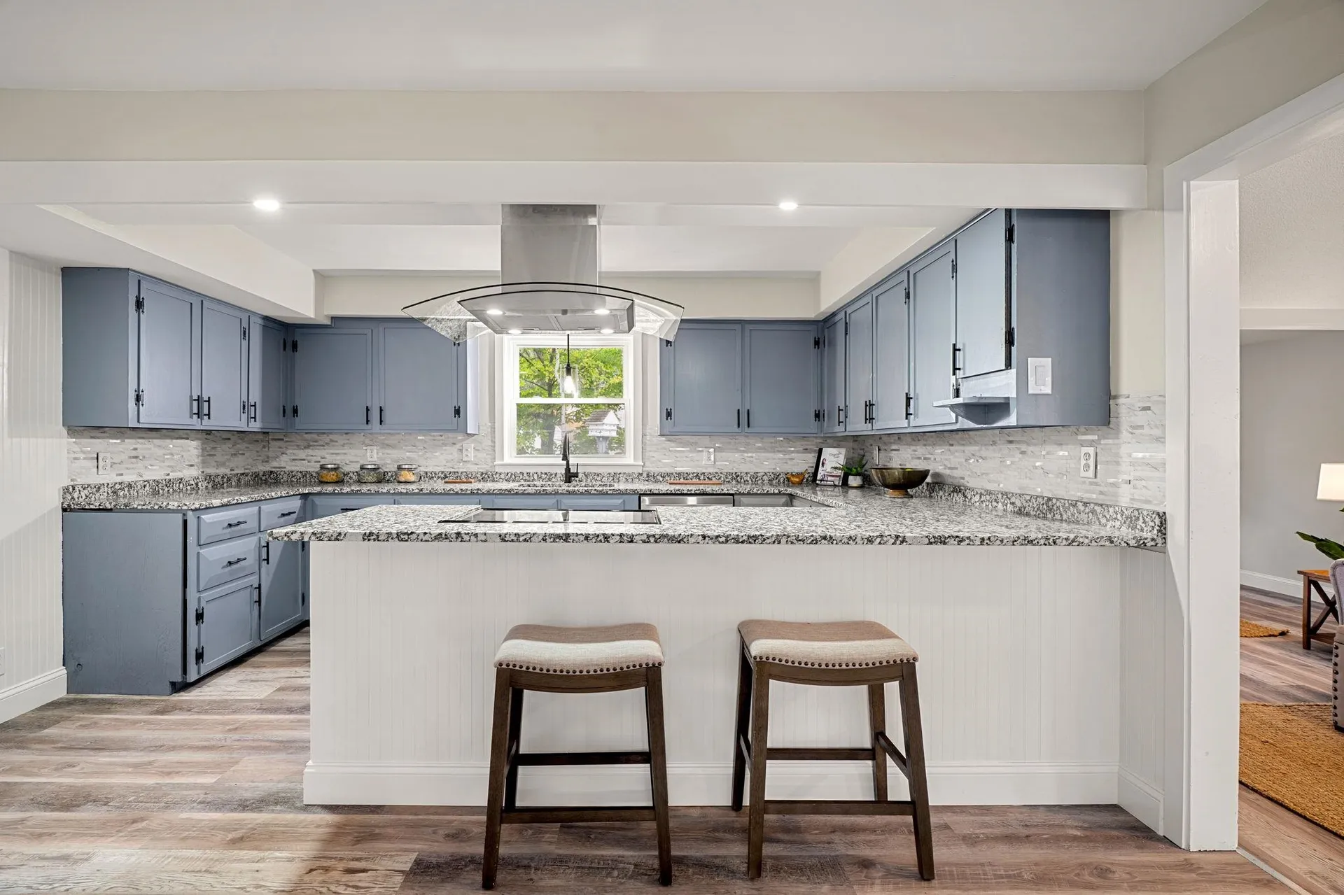 24 Fairbanks Street Manchester NH 03102