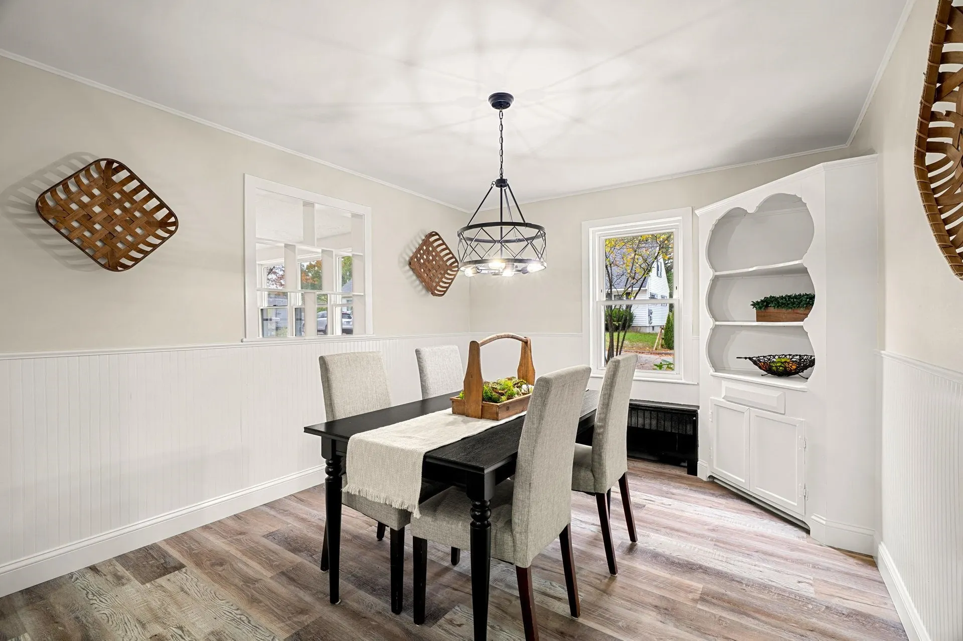 24 Fairbanks Street Manchester NH 03102