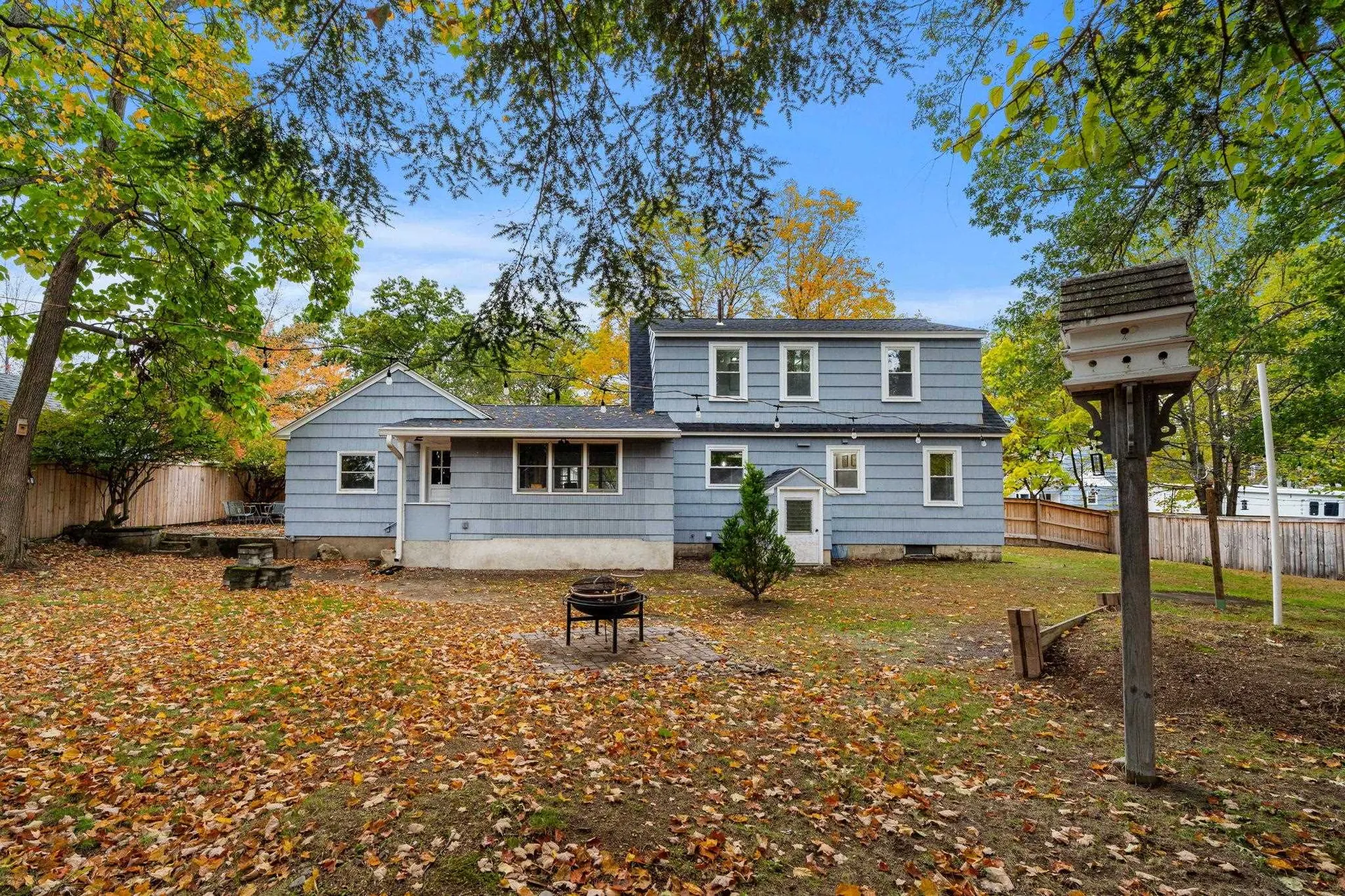 24 Fairbanks Street Manchester NH 03102