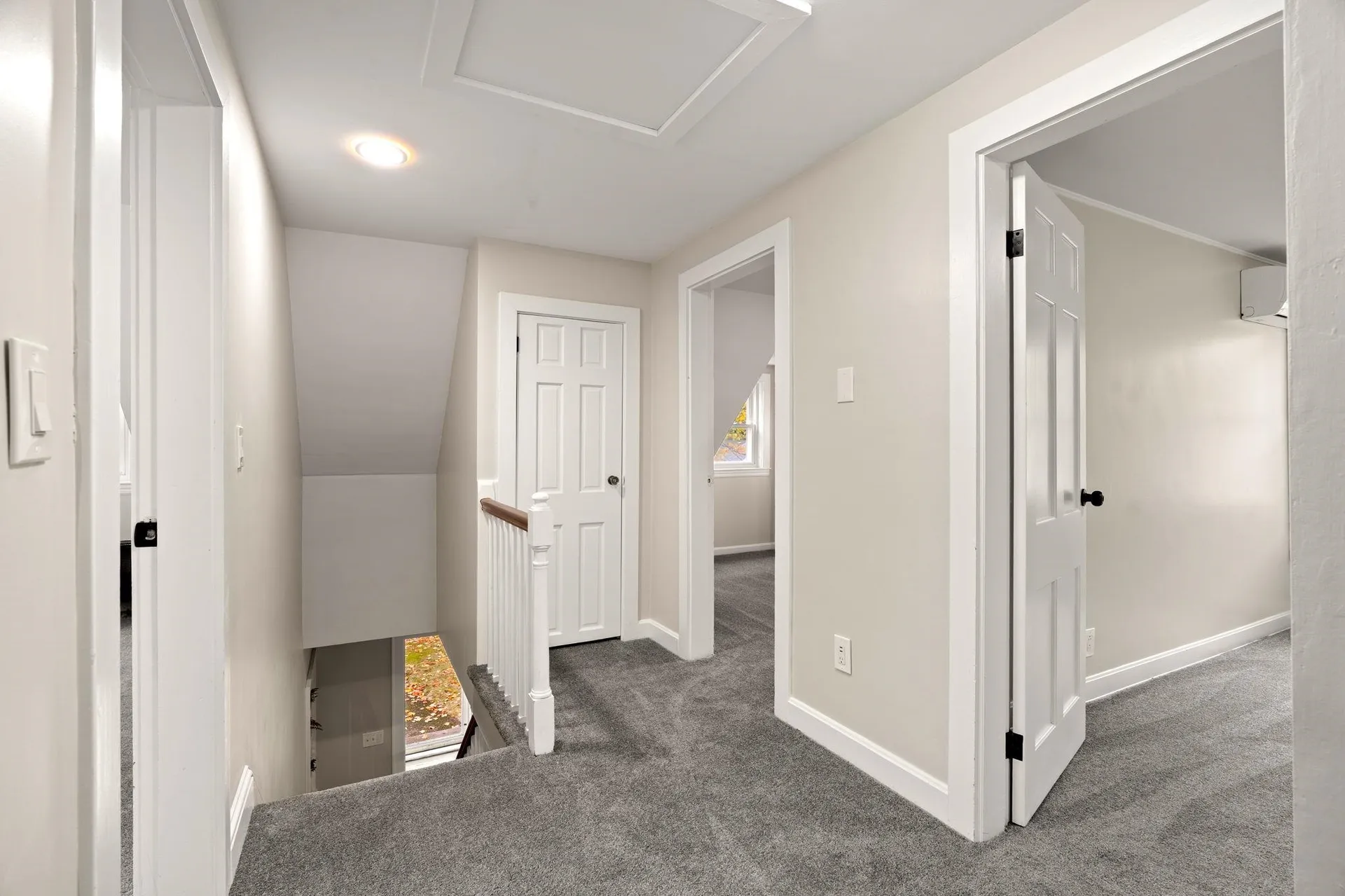 24 Fairbanks Street Manchester NH 03102