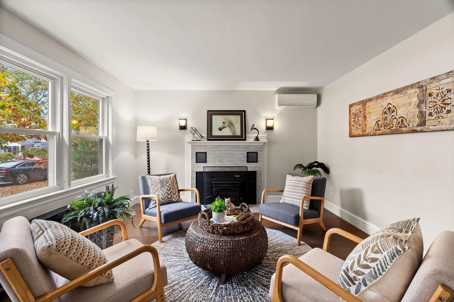 24 Fairbanks Street Manchester NH 03102