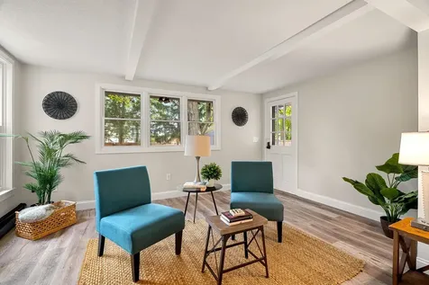 24 Fairbanks Street Manchester NH 03102