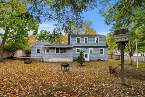 24 Fairbanks Street Manchester NH 03102