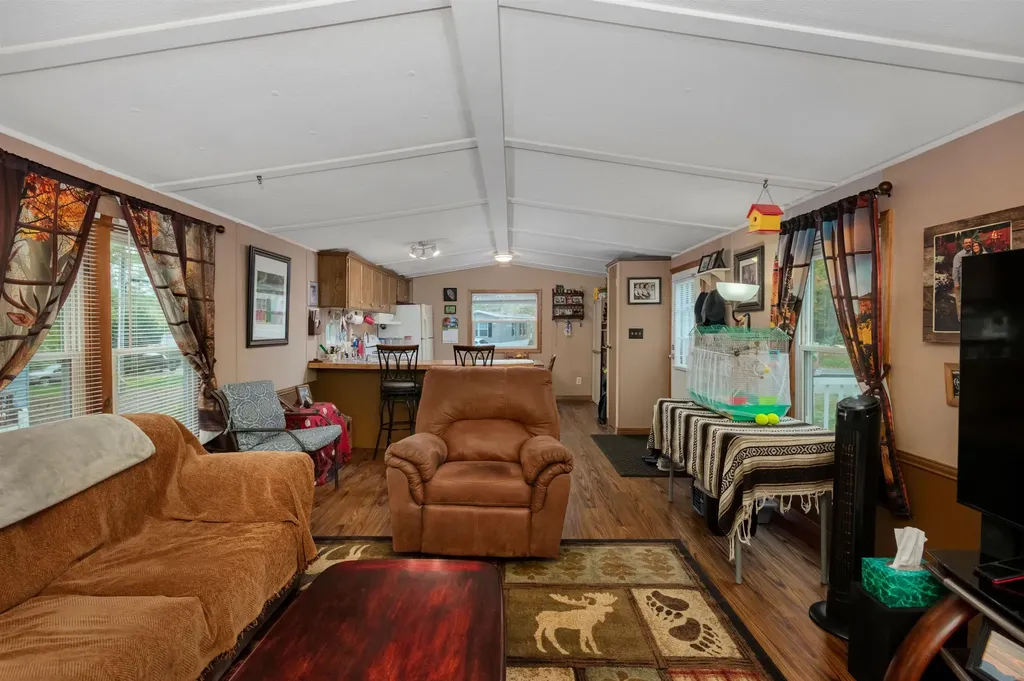 22 Cedar Lane Lee NH 03861