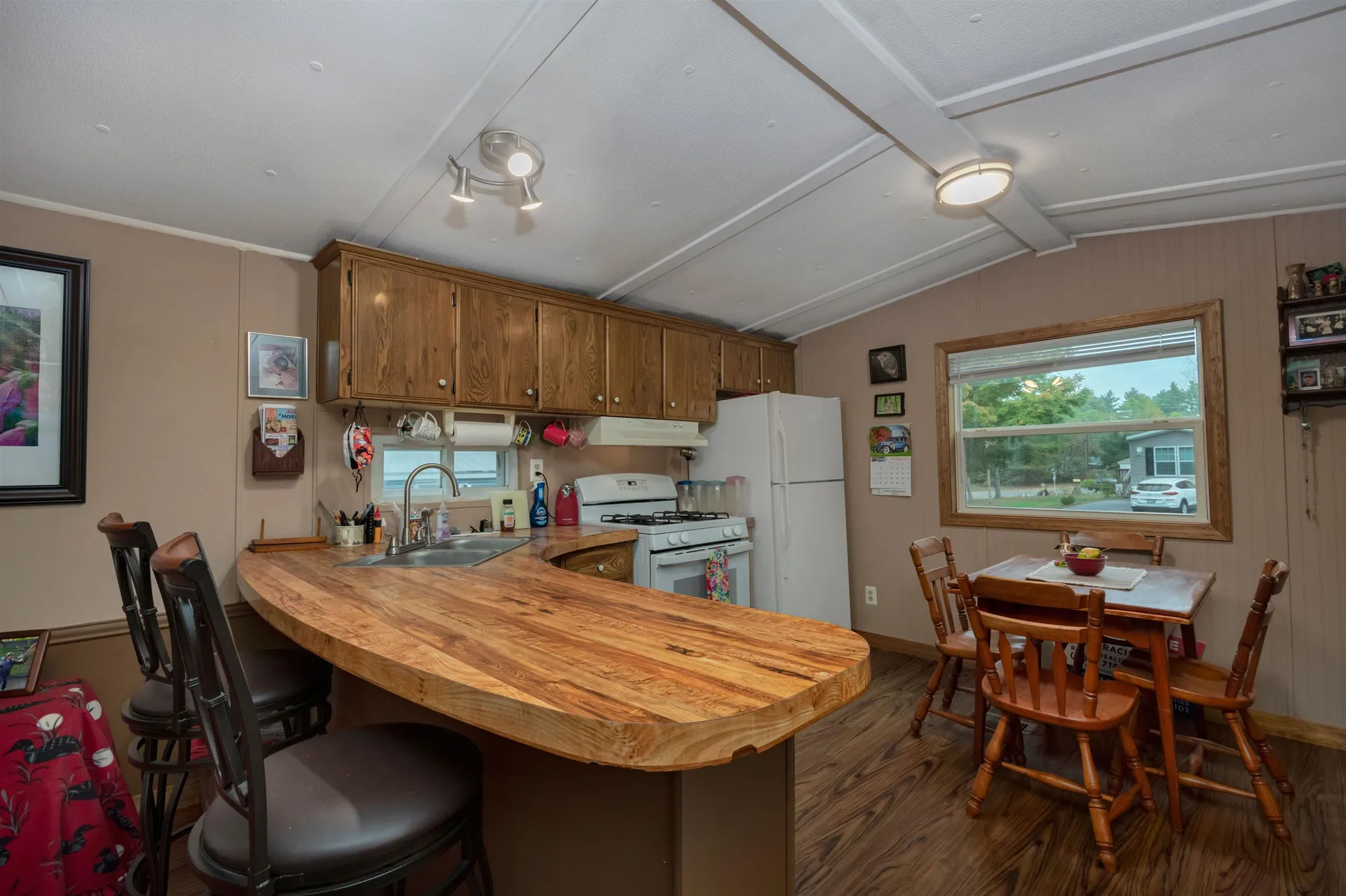 22 Cedar Lane Lee NH 03861