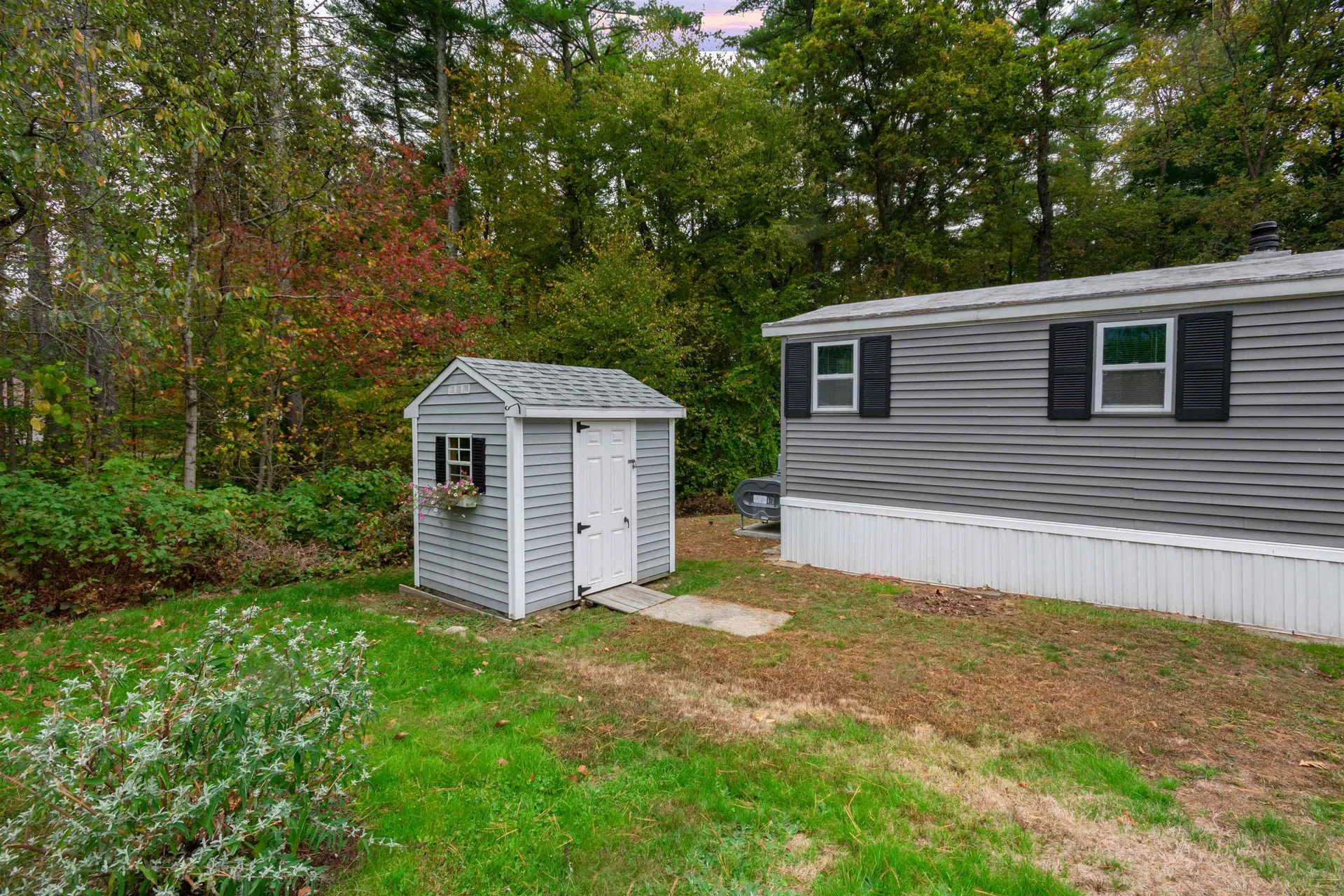 22 Cedar Lane Lee NH 03861