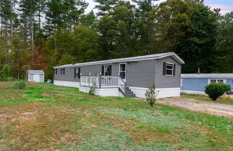 22 Cedar Lane Lee NH 03861