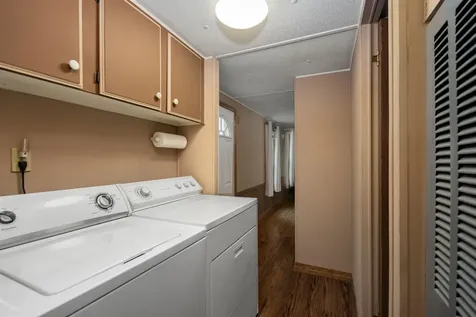 22 Cedar Lane Lee NH 03861