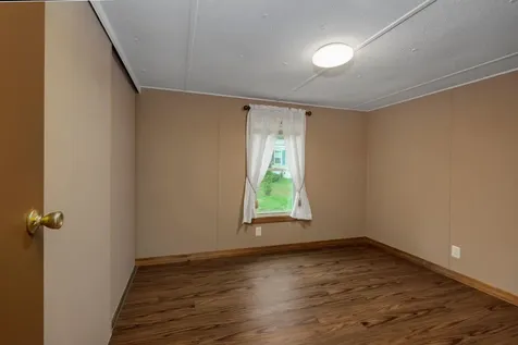 22 Cedar Lane Lee NH 03861