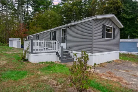 22 Cedar Lane Lee NH 03861
