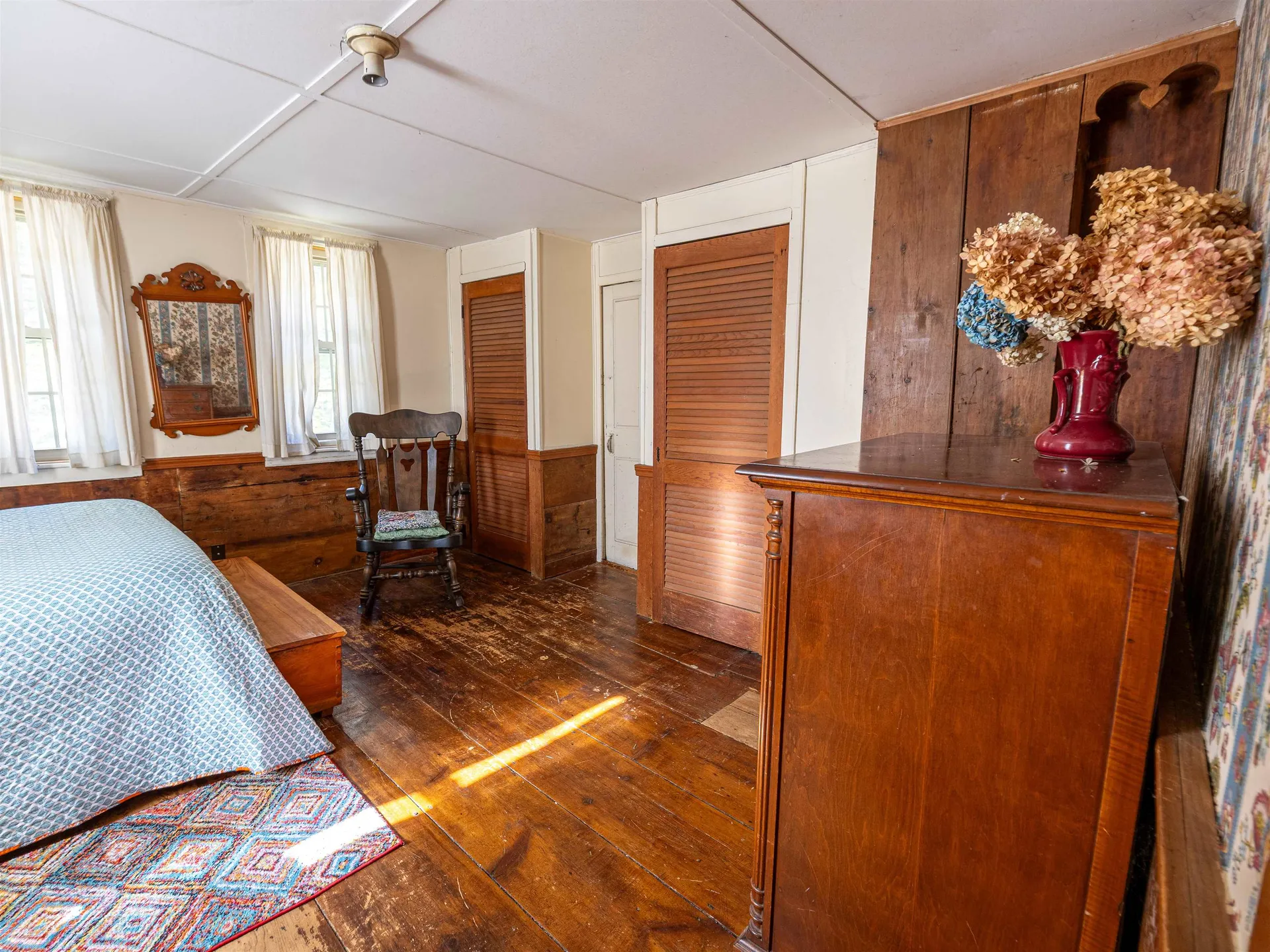 64 Rowe Mountain Road Bradford NH 03221