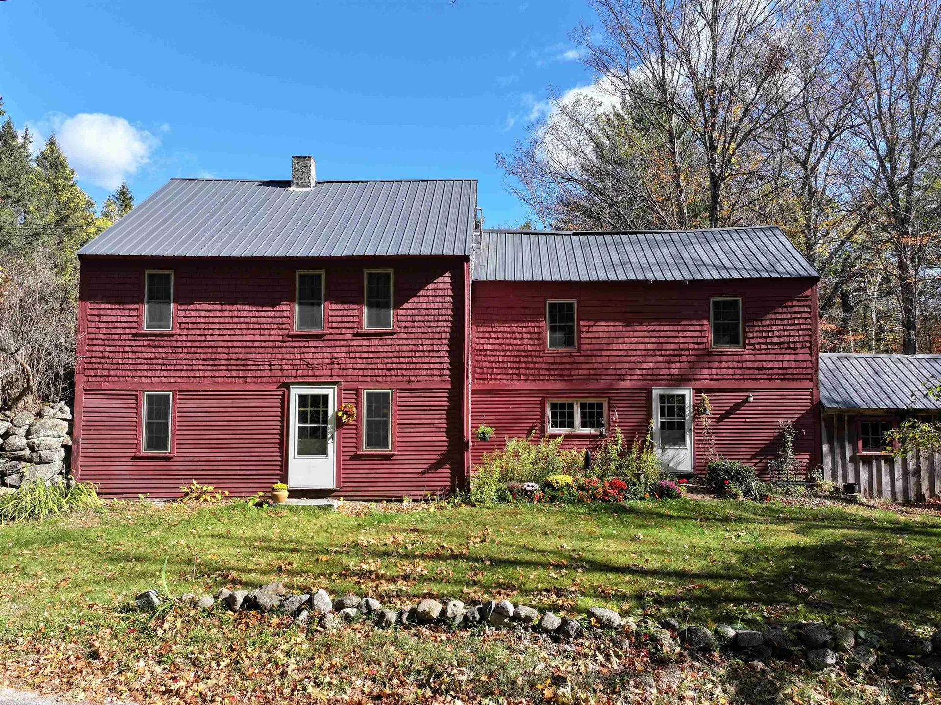 64 Rowe Mountain Road Bradford NH 03221