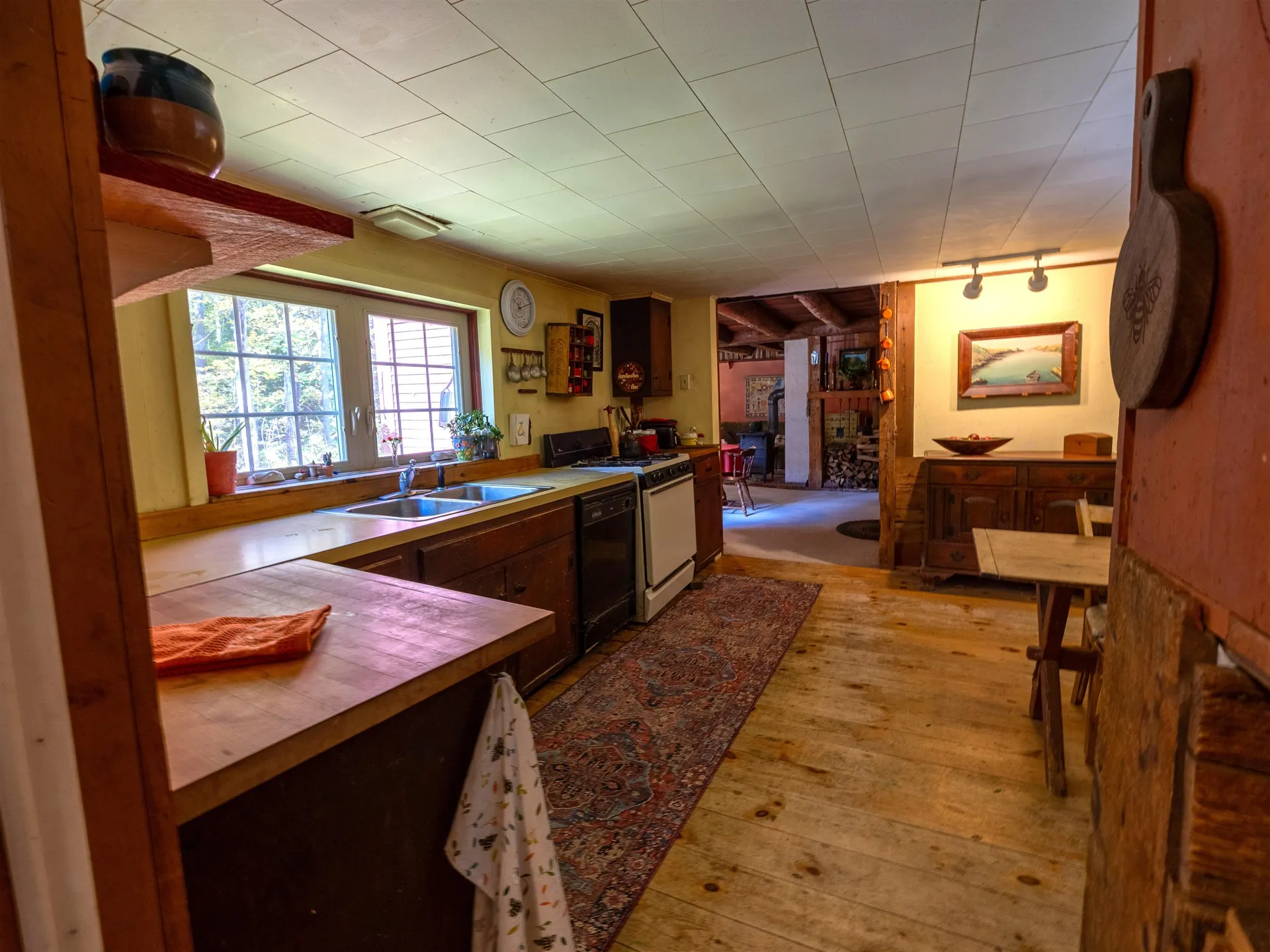 64 Rowe Mountain Road Bradford NH 03221