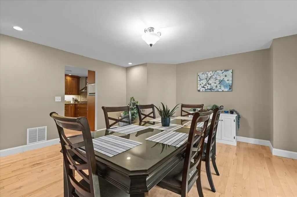 362 Hidden Oaks Drive Colchester VT 05446