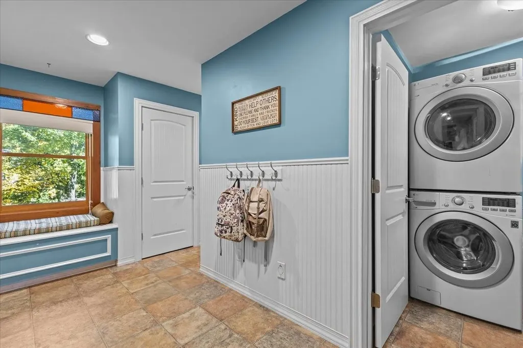 362 Hidden Oaks Drive Colchester VT 05446