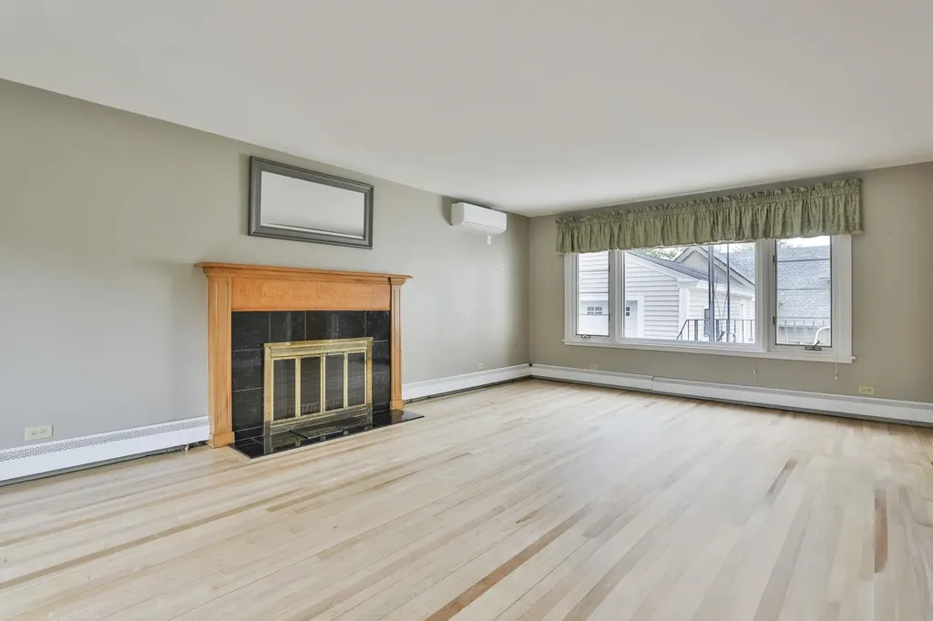 2434 Elm Street Manchester NH 03104