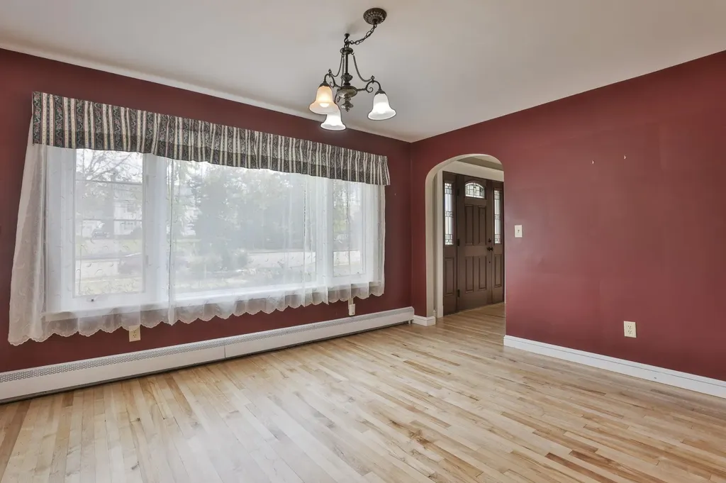 2434 Elm Street Manchester NH 03104