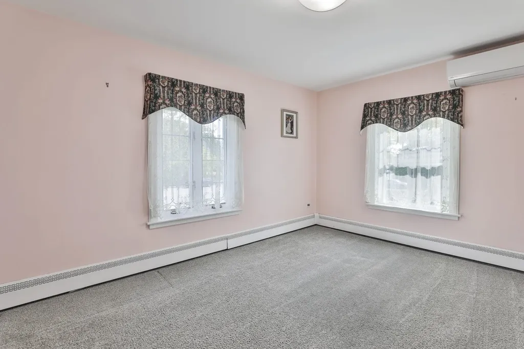 2434 Elm Street Manchester NH 03104