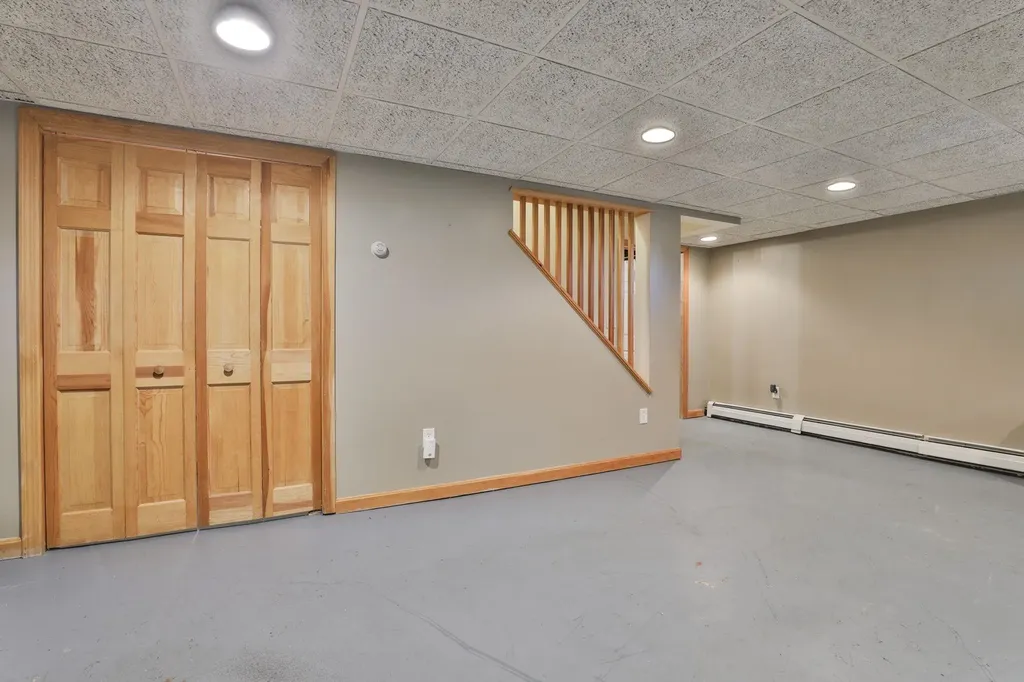 2434 Elm Street Manchester NH 03104