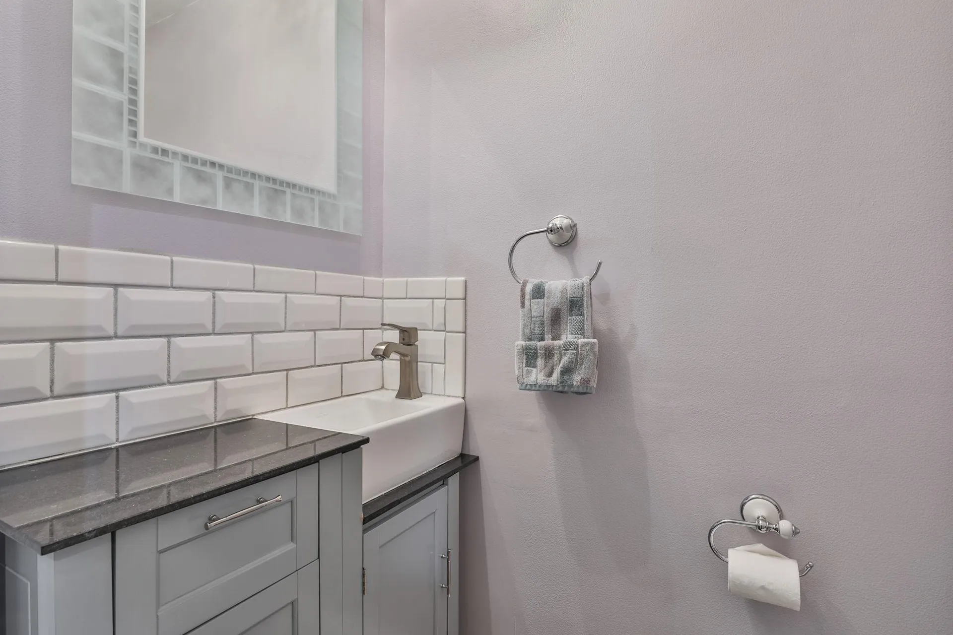 2434 Elm Street Manchester NH 03104