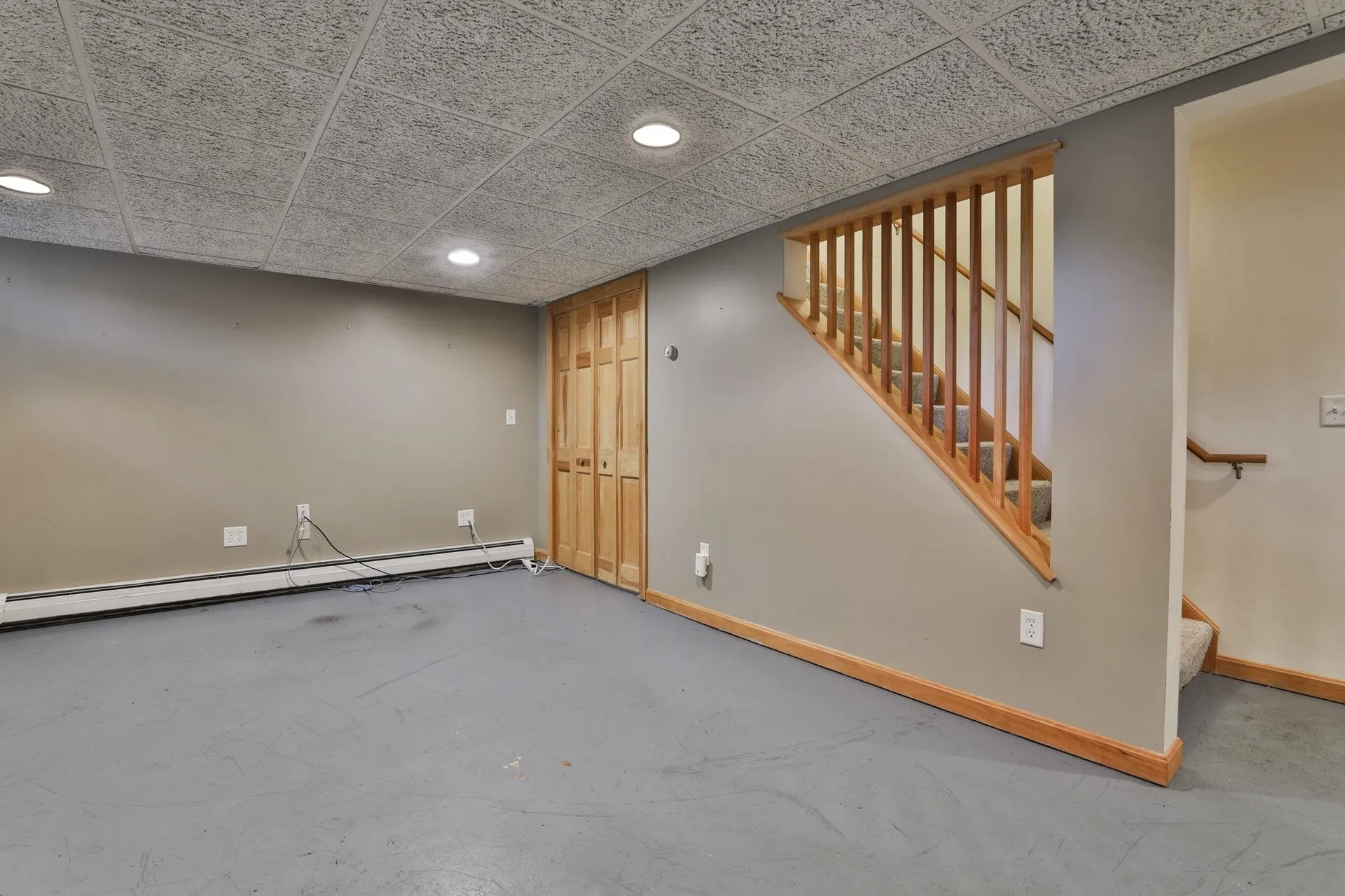 2434 Elm Street Manchester NH 03104