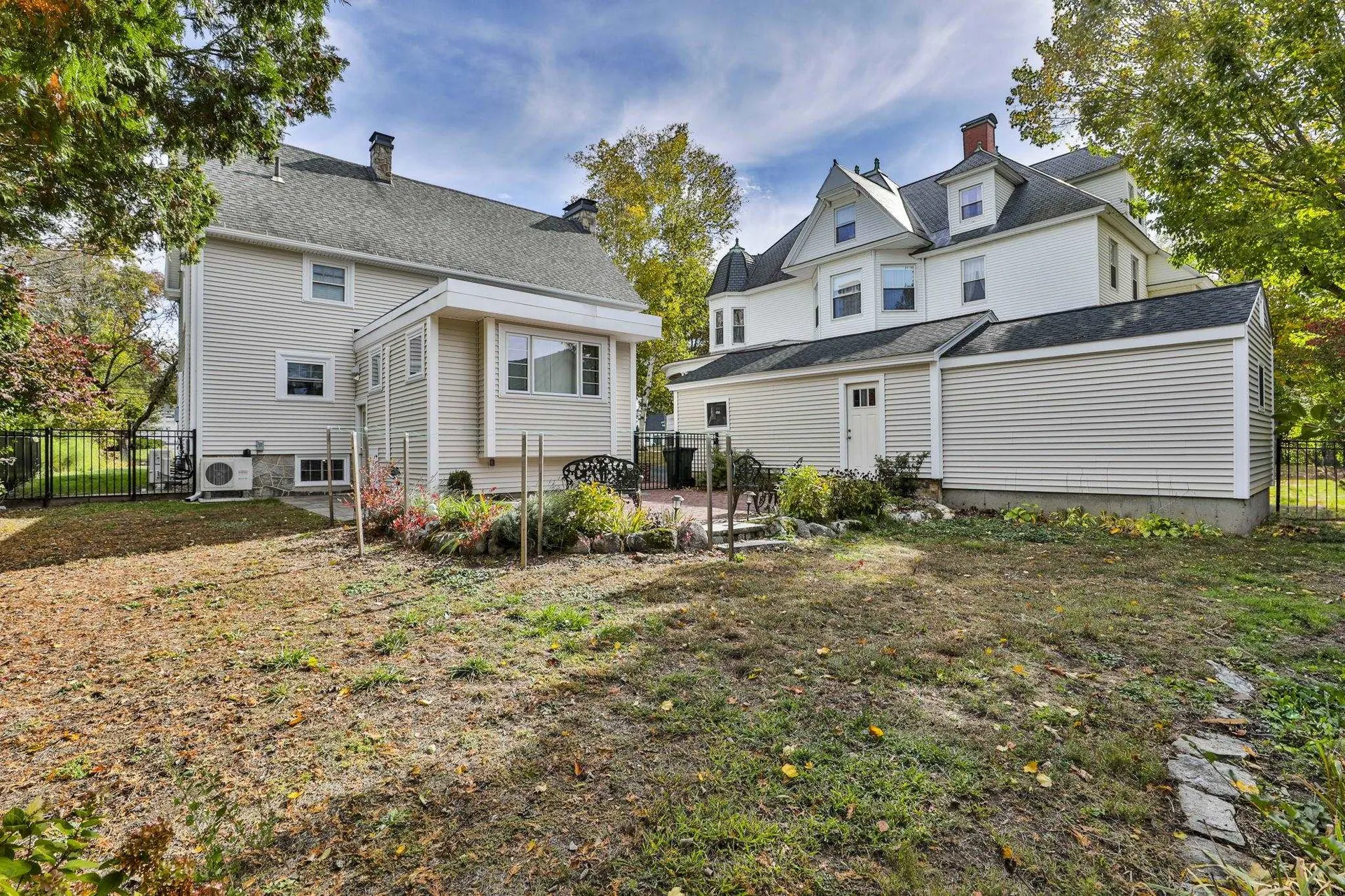 2434 Elm Street Manchester NH 03104