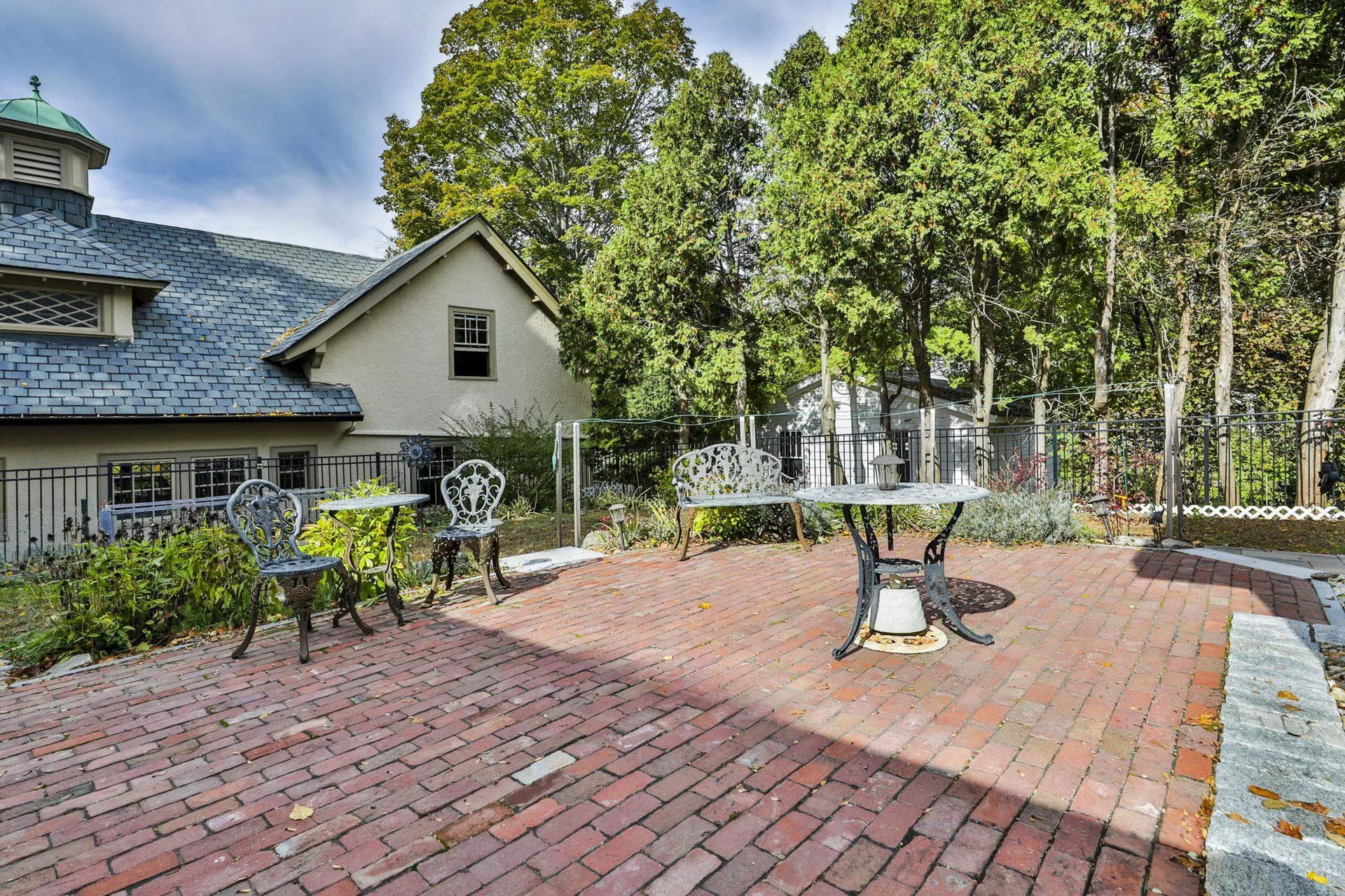 2434 Elm Street Manchester NH 03104