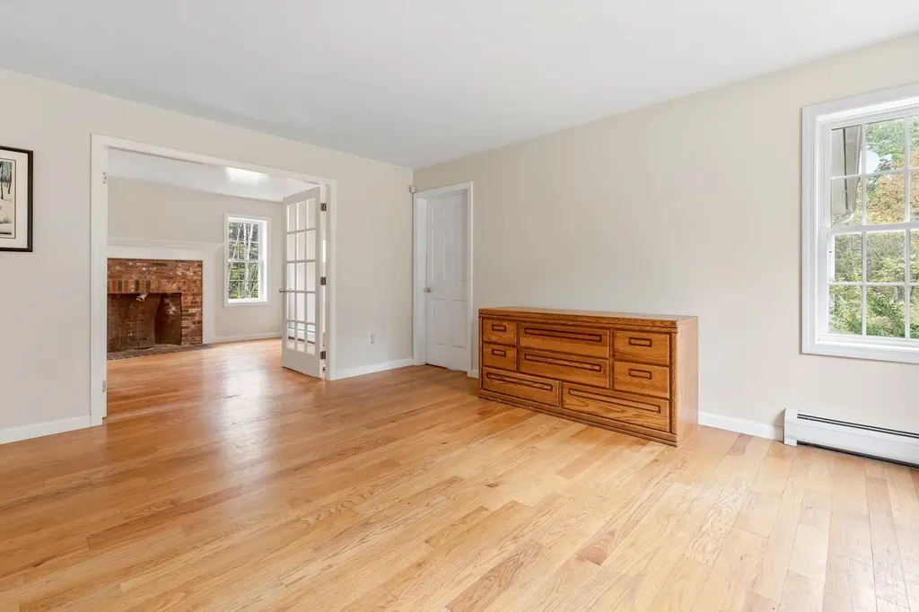 78 Old Greenfield Road Peterborough NH 03458