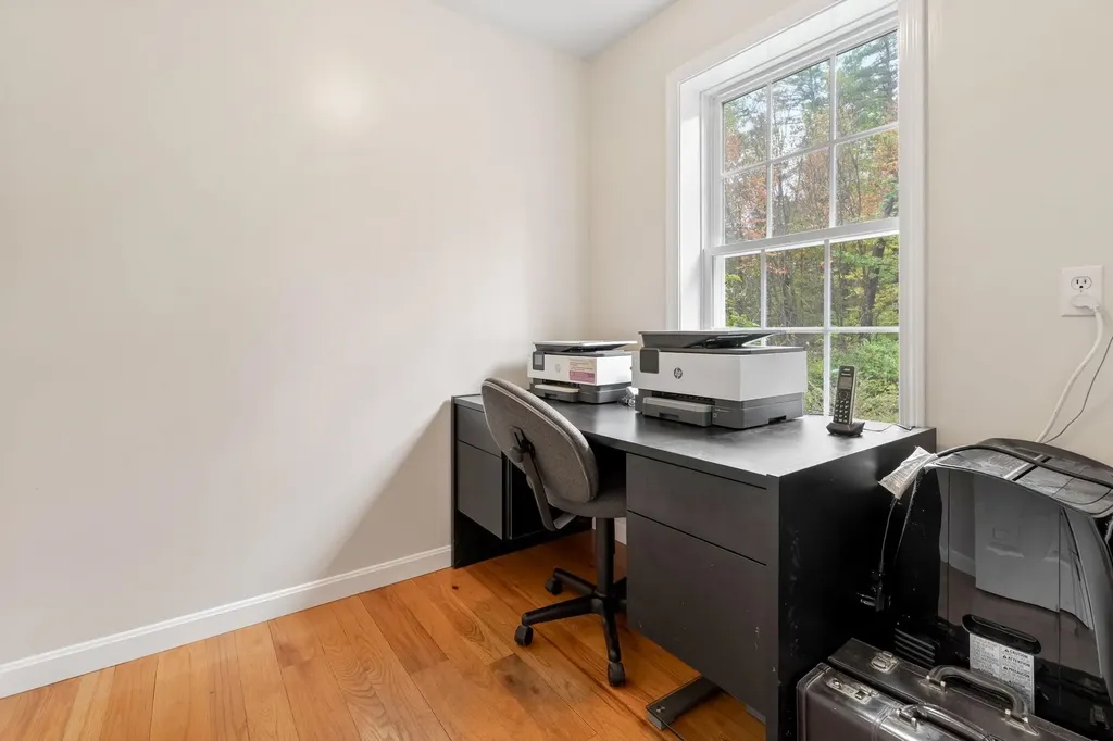 78 Old Greenfield Road Peterborough NH 03458