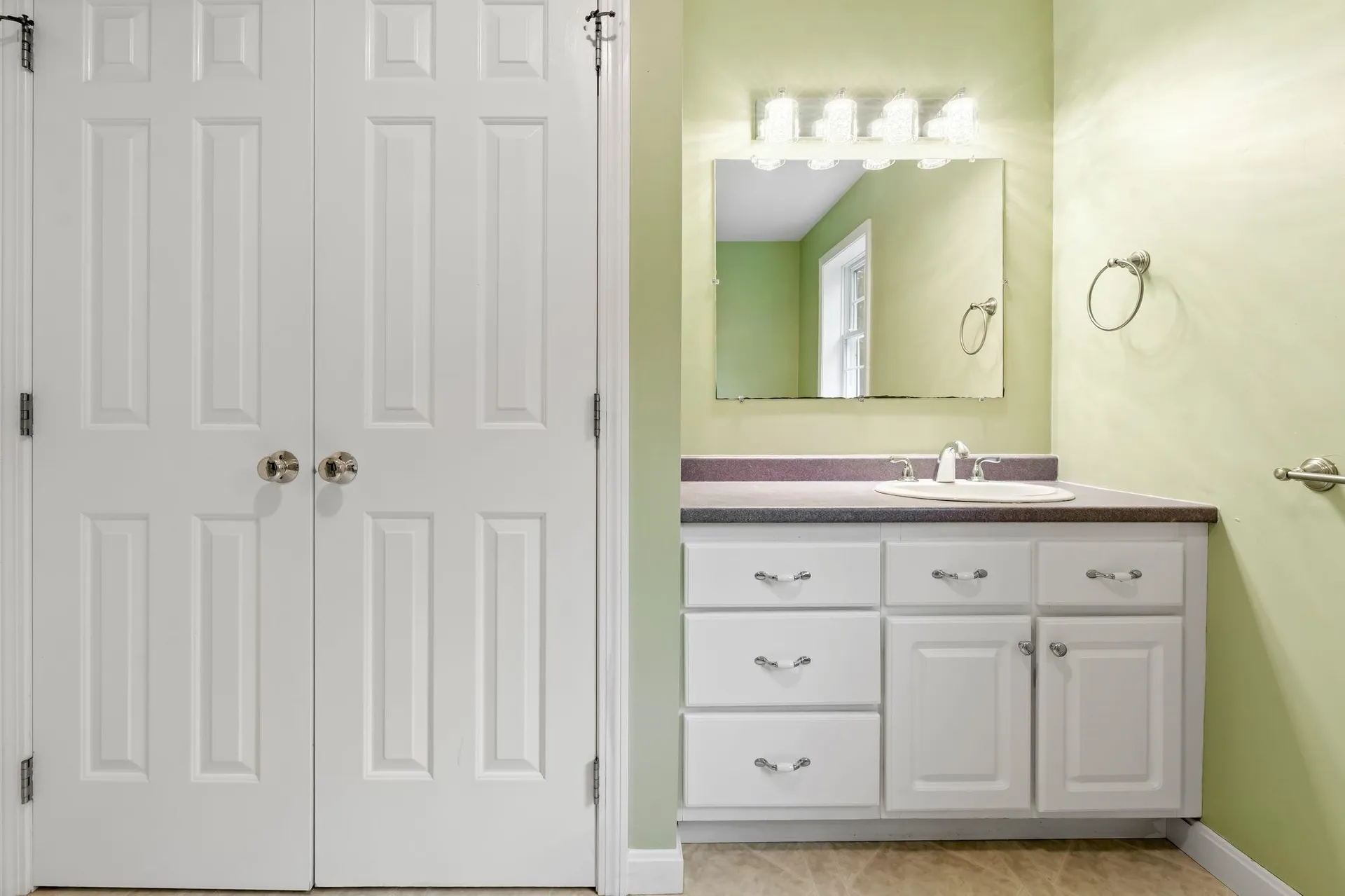 78 Old Greenfield Road Peterborough NH 03458