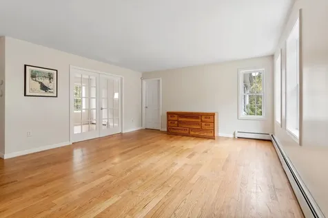 78 Old Greenfield Road Peterborough NH 03458